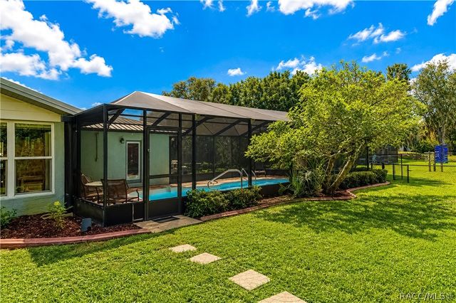2178 N Watersedge Drive, Crystal River, FL 34429
