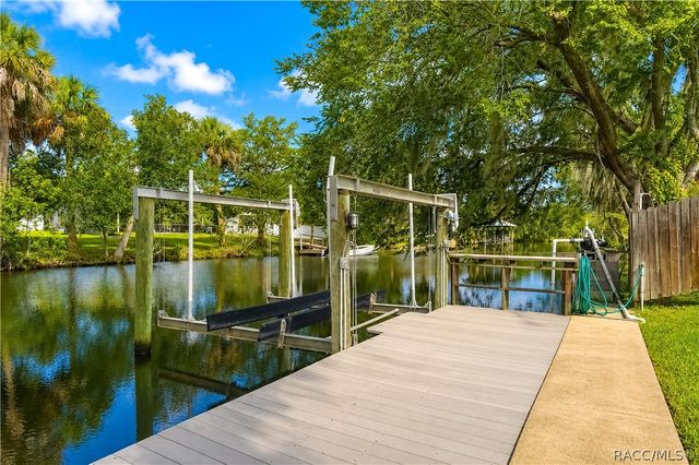 2178 N Watersedge Drive, Crystal River, FL 34429