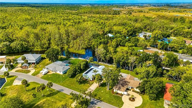 2178 N Watersedge Drive, Crystal River, FL 34429