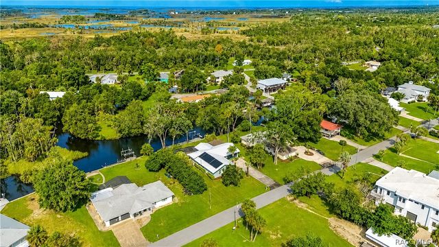 2178 N Watersedge Drive, Crystal River, FL 34429