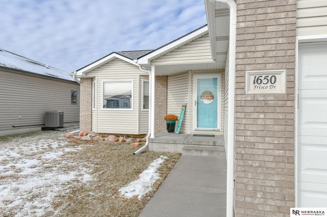 1650 Frisco Drive, Lincoln, NE 68521