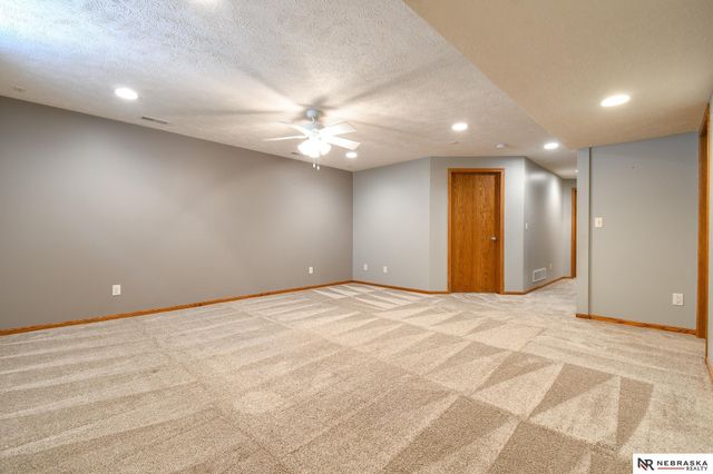 1650 Frisco Drive, Lincoln, NE 68521