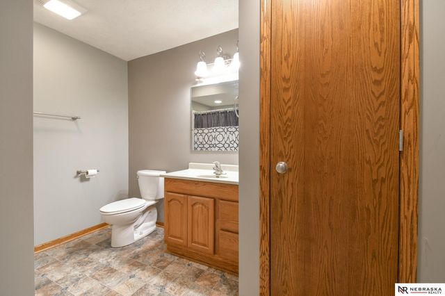 1650 Frisco Drive, Lincoln, NE 68521