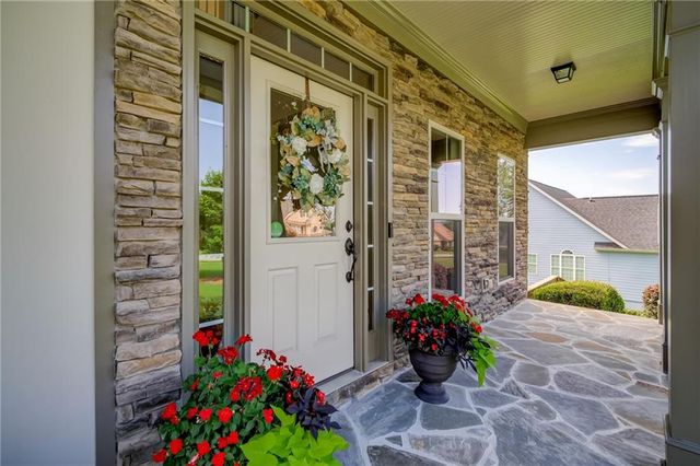 10 Altar Rock Court, Cartersville, GA 30121