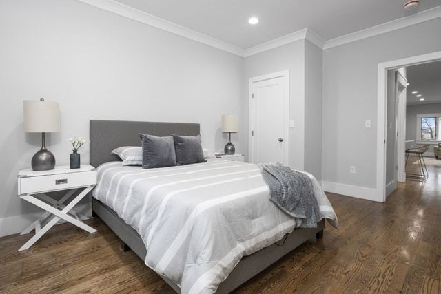 10 Grant Street 1, Somerville, MA 02145