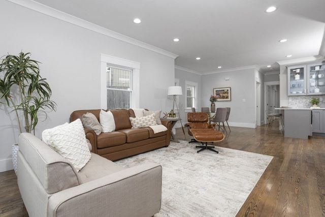 10 Grant Street 1, Somerville, MA 02145