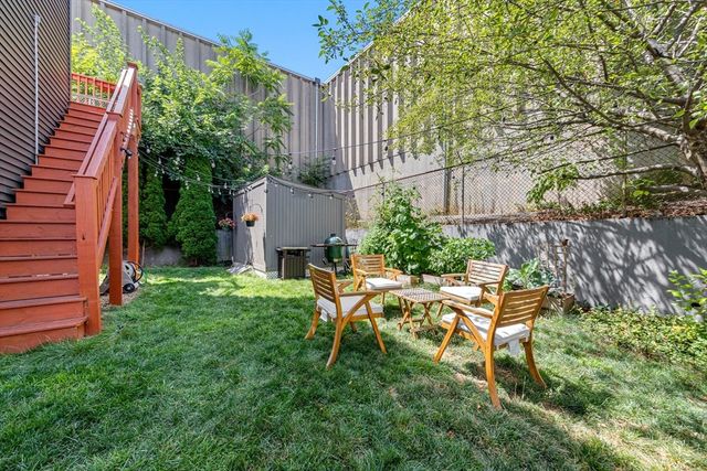 10 Grant Street 1, Somerville, MA 02145