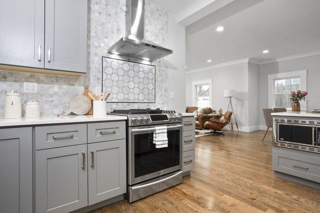 10 Grant Street 1, Somerville, MA 02145