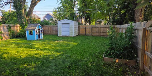 1549 Briarwood Avenue, Columbus, OH 43211