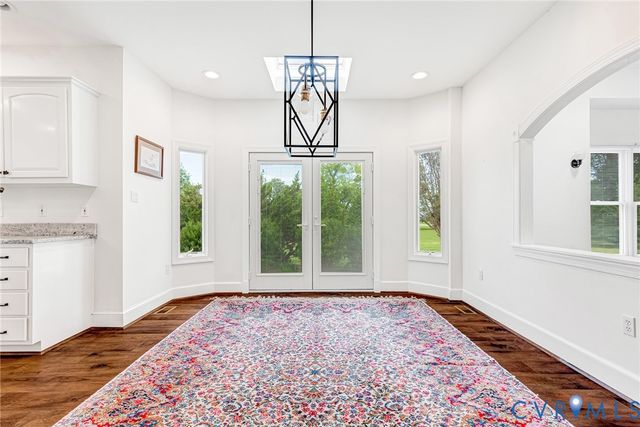 129 Coopers Point Ln, Tappahannock, VA 22560