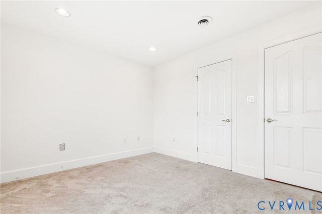 129 Coopers Point Ln, Tappahannock, VA 22560