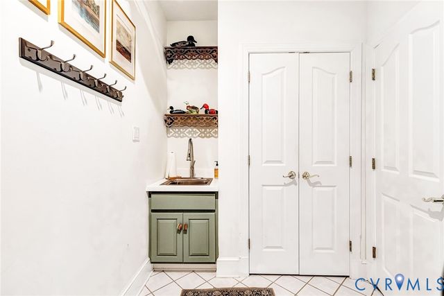 129 Coopers Point Ln, Tappahannock, VA 22560