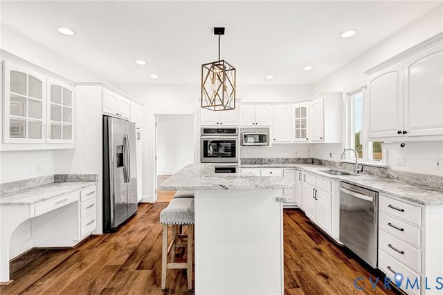 129 Coopers Point Ln, Tappahannock, VA 22560