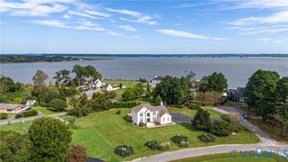 129 Coopers Point Ln, Tappahannock, VA 22560