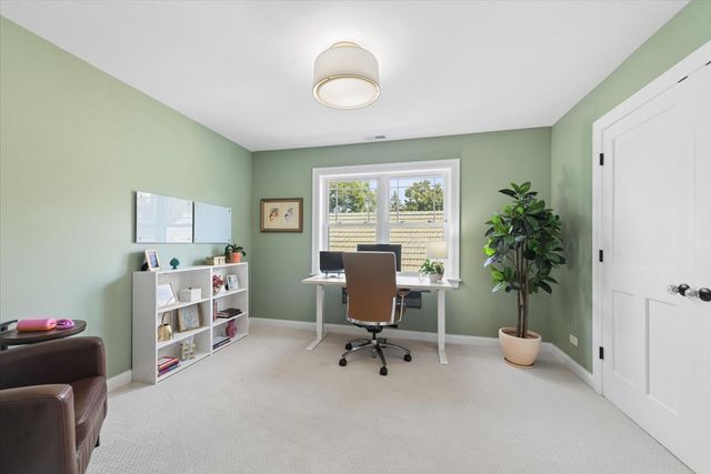 4929 N Fairfield Avenue, Chicago, IL 60625