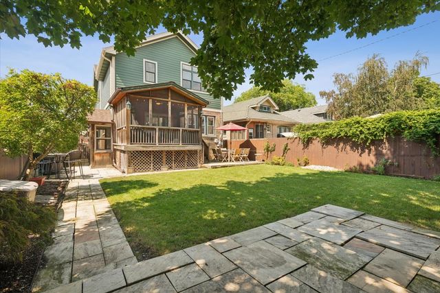 4929 N Fairfield Avenue, Chicago, IL 60625