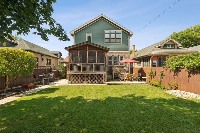4929 N Fairfield Avenue, Chicago, IL 60625