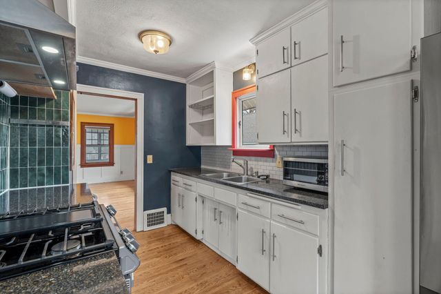 2831 Taylor Street NE, Minneapolis, MN 55418