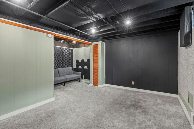 2831 Taylor Street NE, Minneapolis, MN 55418