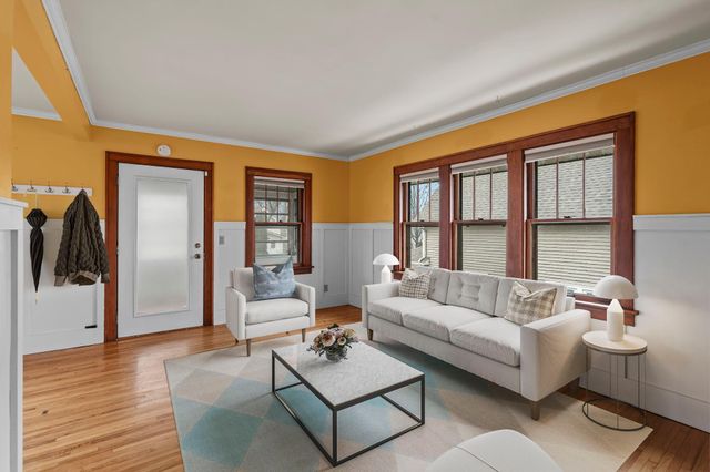 2831 Taylor Street NE, Minneapolis, MN 55418