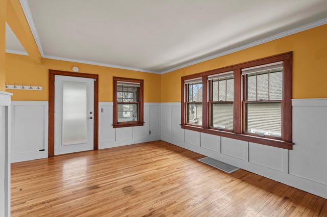 2831 Taylor Street NE, Minneapolis, MN 55418