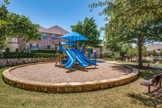 2709 White Dove Drive, Plano, TX 75093