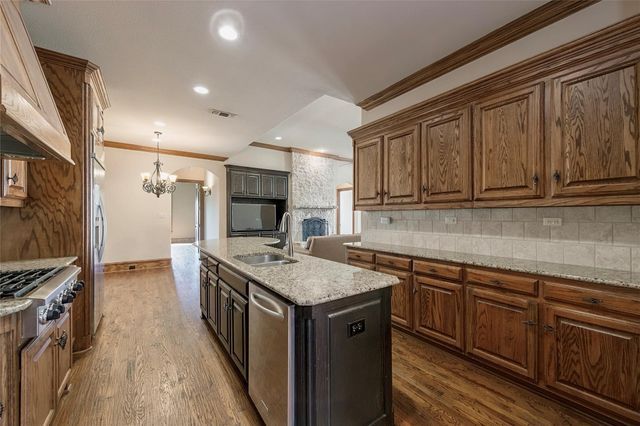 2709 White Dove Drive, Plano, TX 75093