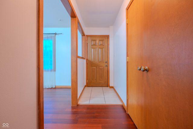 8602 Bishops Lane, Indianapolis, IN 46217