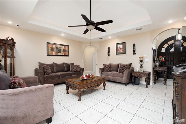 1409 Barcelona Boulevard, Mission, TX 78572