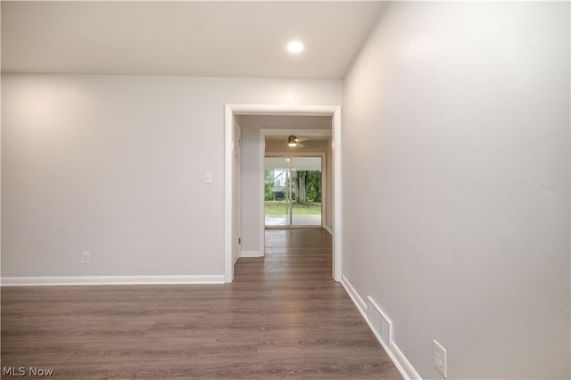 550 Neoka Drive, Campbell, OH 44405