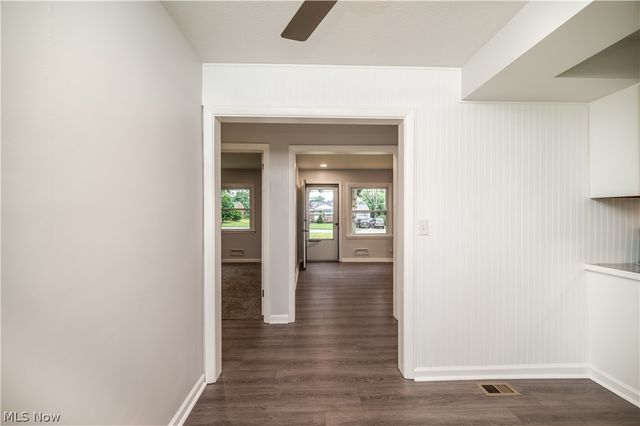 550 Neoka Drive, Campbell, OH 44405