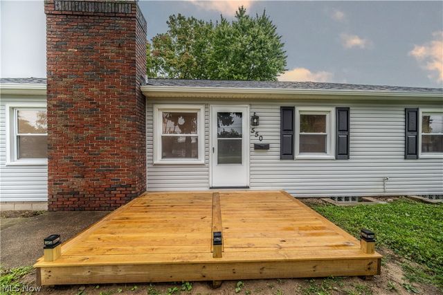 550 Neoka Drive, Campbell, OH 44405