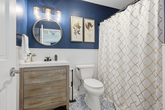 730 Meadow Lane, Crown Point, IN 46307
