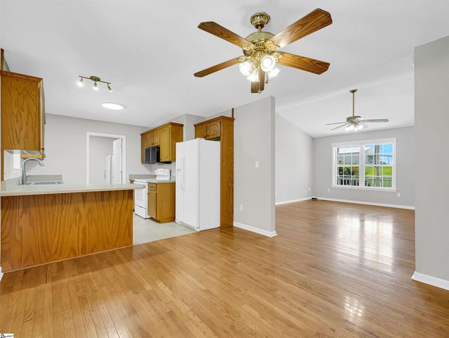 1249 Melvin Hill Road, Campobello, SC 29322
