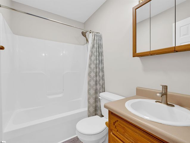 1249 Melvin Hill Road, Campobello, SC 29322