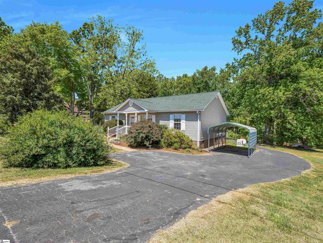 1249 Melvin Hill Road, Campobello, SC 29322