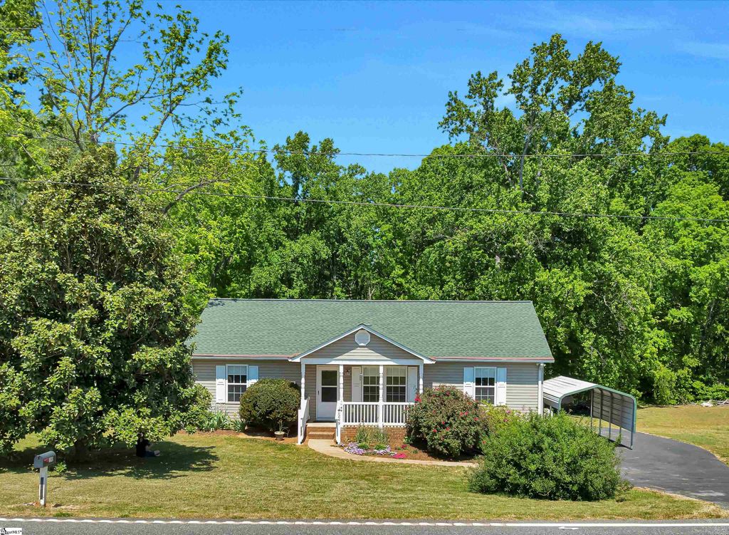 1249 Melvin Hill Road, Campobello, SC 29322