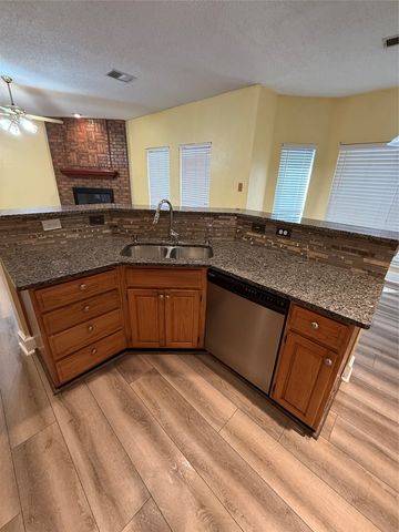 1704 Bent Brook Drive, Mesquite, TX 75181