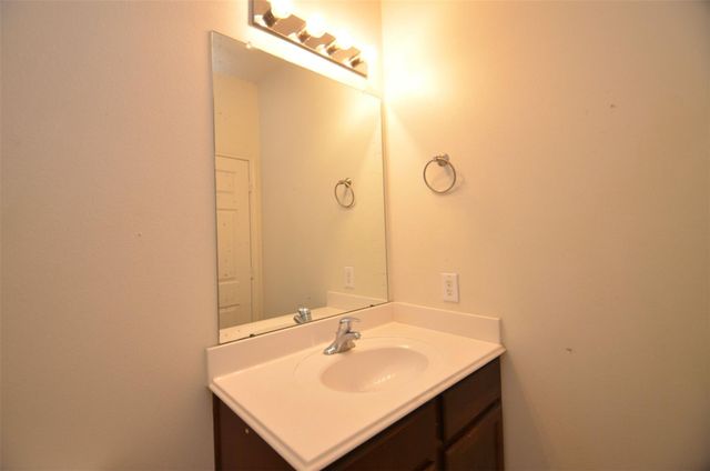 30902 W Lost Creek Boulevard, Magnolia, TX 77355