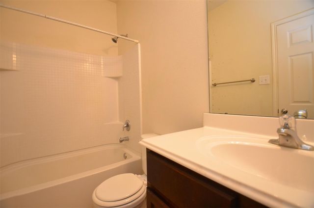 30902 W Lost Creek Boulevard, Magnolia, TX 77355