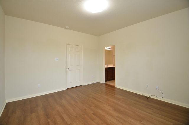 30902 W Lost Creek Boulevard, Magnolia, TX 77355
