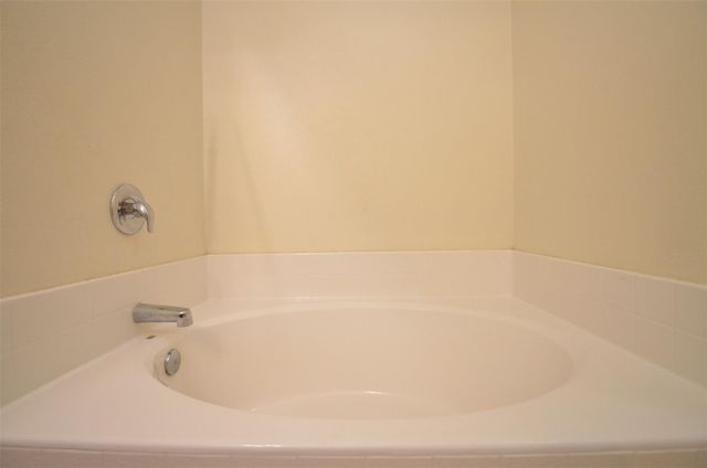 30902 W Lost Creek Boulevard, Magnolia, TX 77355