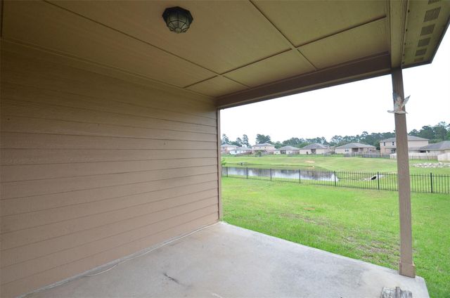 30902 W Lost Creek Boulevard, Magnolia, TX 77355