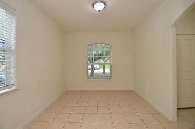 30902 W Lost Creek Boulevard, Magnolia, TX 77355