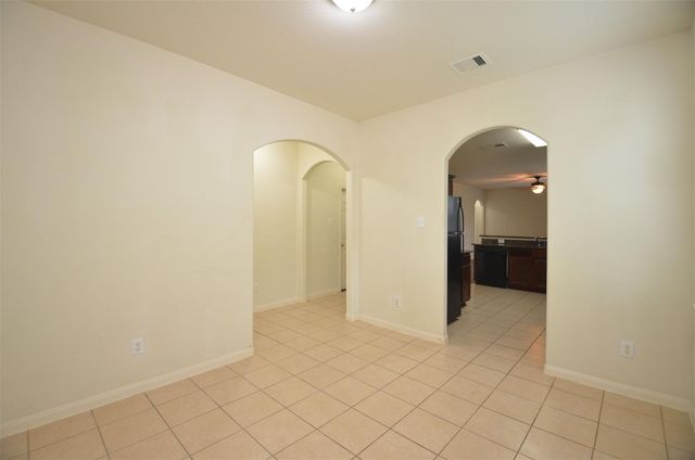 30902 W Lost Creek Boulevard, Magnolia, TX 77355
