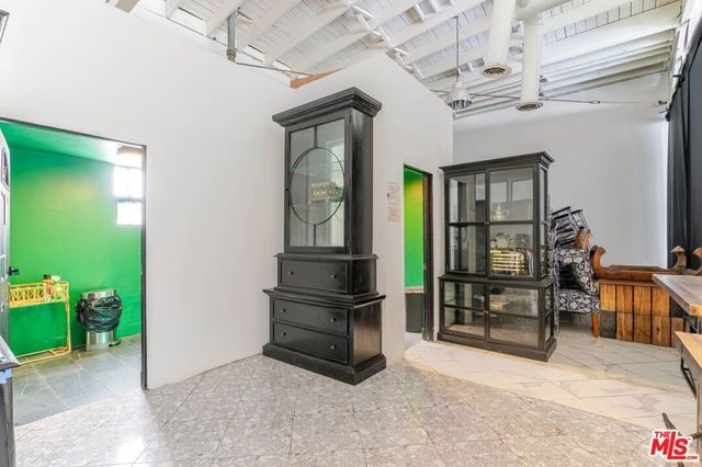 6140 W Pico Boulevard, Los Angeles, CA 90035