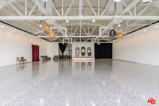 6140 W Pico Boulevard, Los Angeles, CA 90035