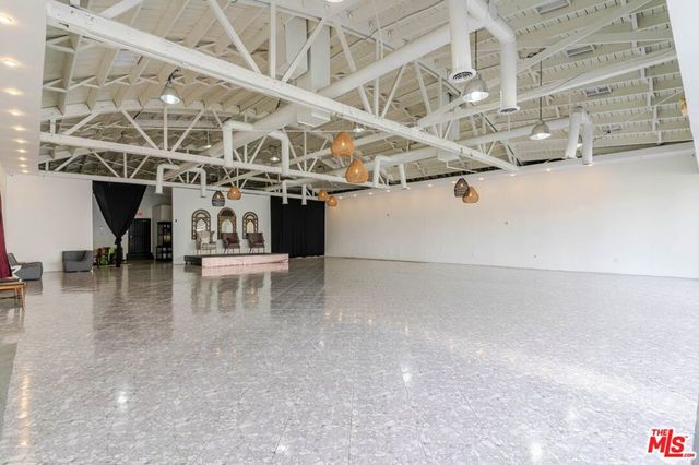 6140 W Pico Boulevard, Los Angeles, CA 90035