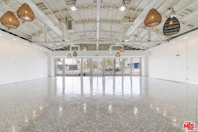 6140 W Pico Boulevard, Los Angeles, CA 90035