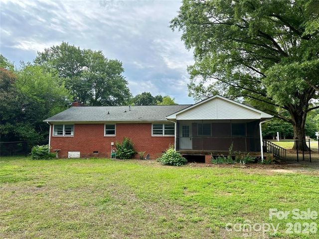 10100 Sam Furr Road, Huntersville, NC 28078